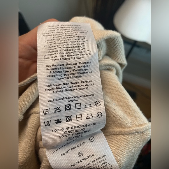 Vero Moda XXL Faux Button Up V Neck Cream Light Sweater - Picture 5 of 7